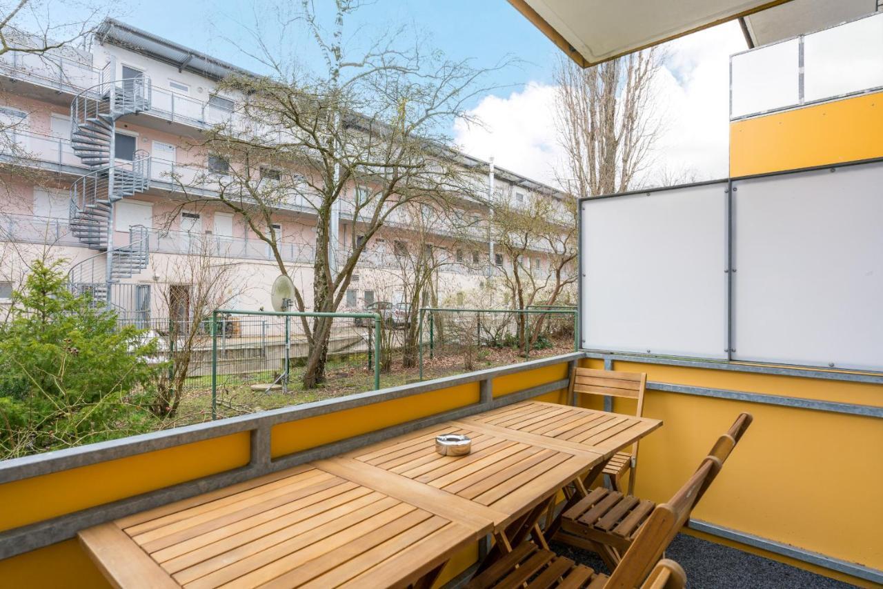 Free Living - Jungle Design Apartments, Zentrum, Parkplatz, Kueche, Wlan 볼프스부르크 외부 사진